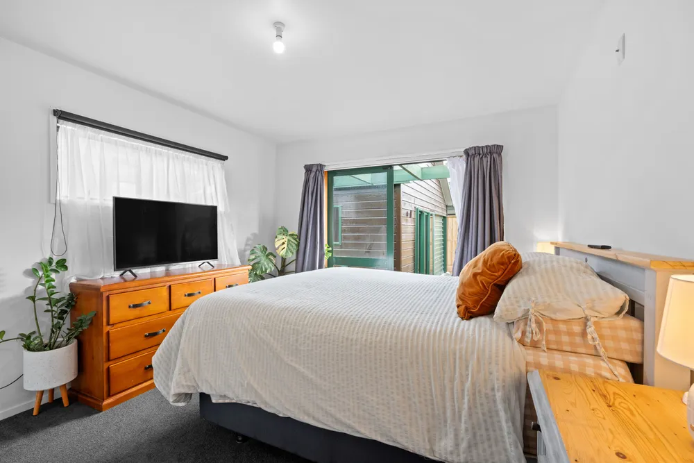 Photos of 30 Kane Road