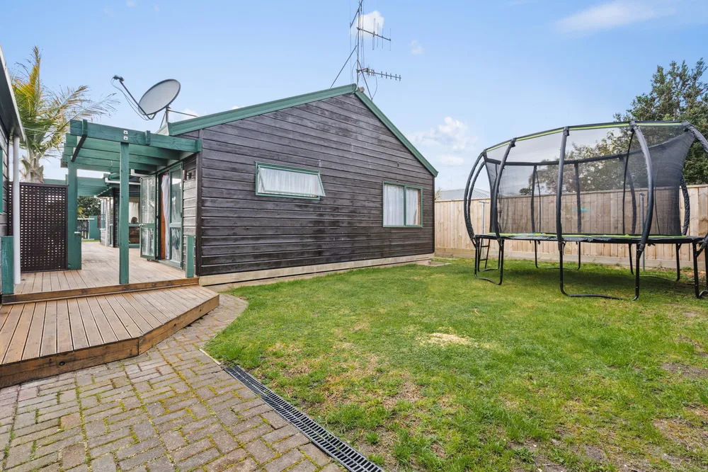 Photos of 30 Kane Road