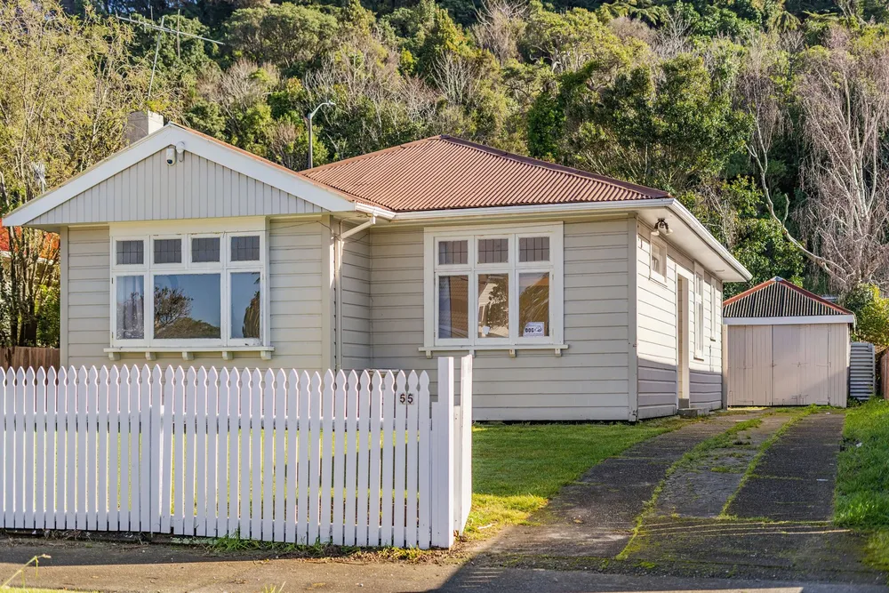 Photos of 55 Pharazyn Street