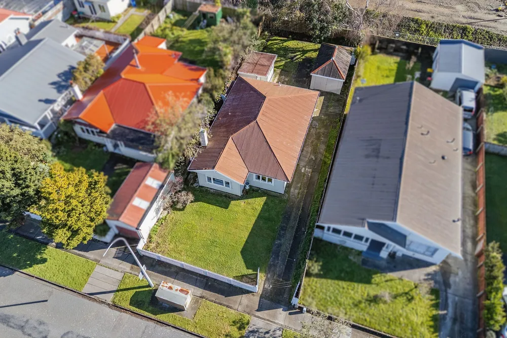 Photos of 55 Pharazyn Street