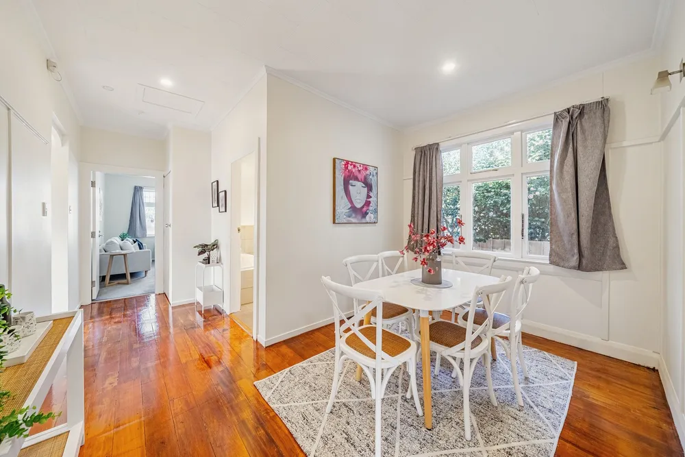 Photos of 55 Pharazyn Street