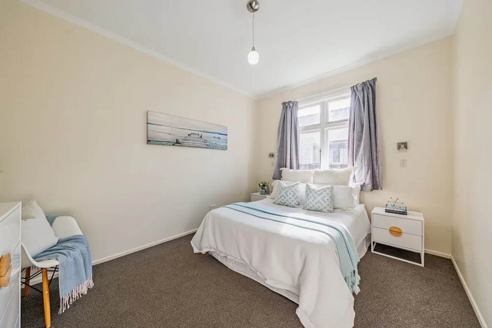 Photos of 55 Pharazyn Street