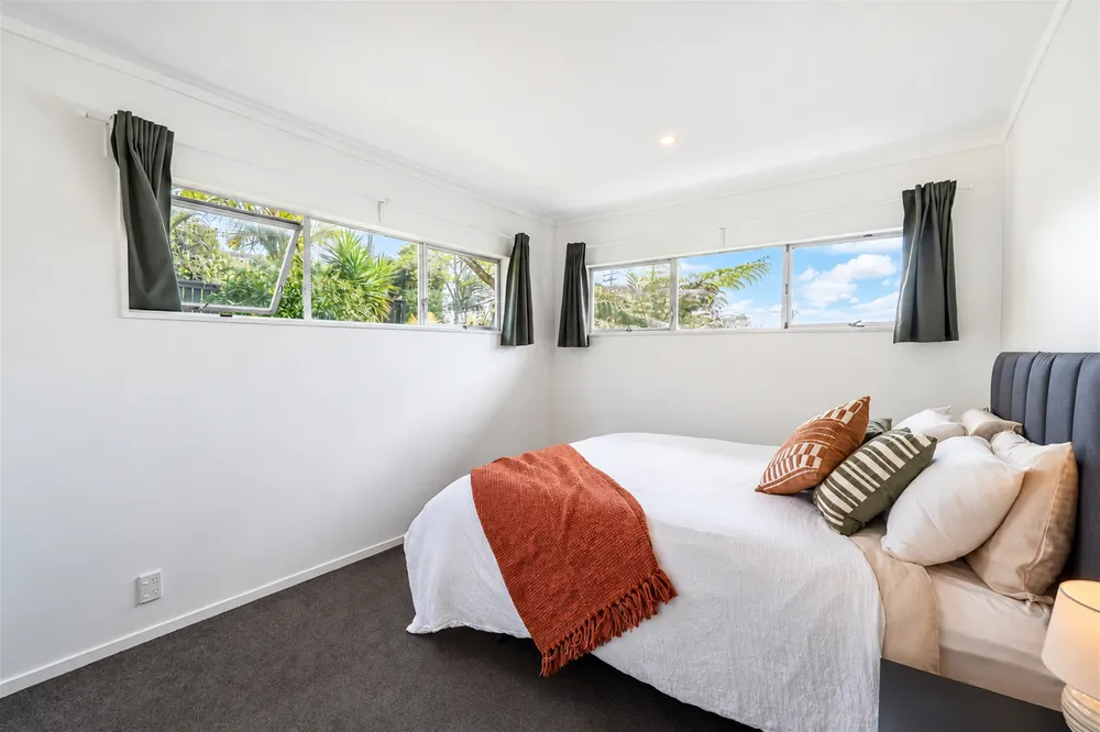 Photos of 1/165 Manuka Road