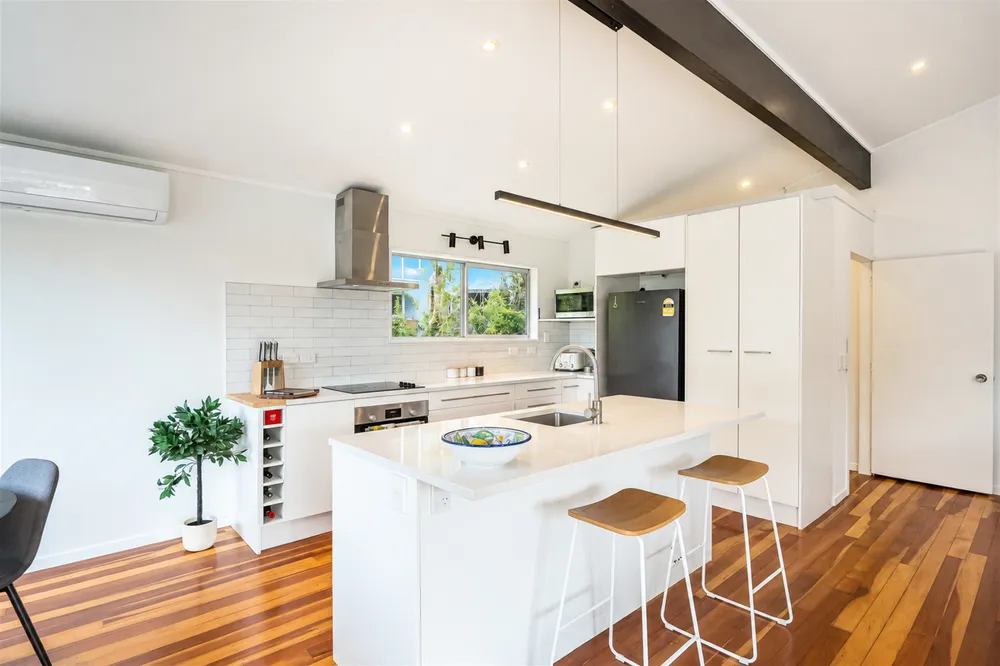 Photos of 1/165 Manuka Road