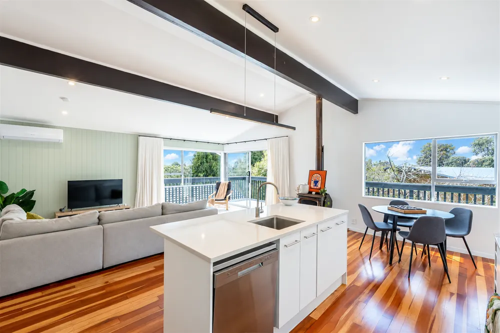 Photos of 1/165 Manuka Road