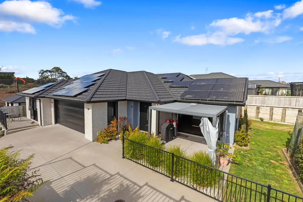 Photos of 14 Sam Heywood Place