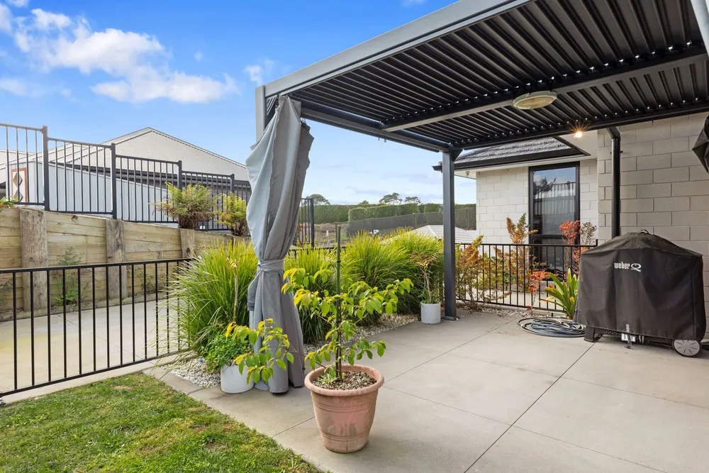 Photos of 14 Sam Heywood Place