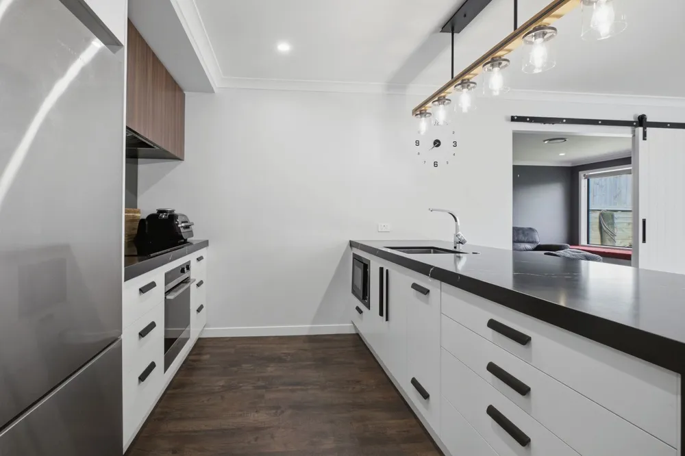 Photos of 14 Sam Heywood Place