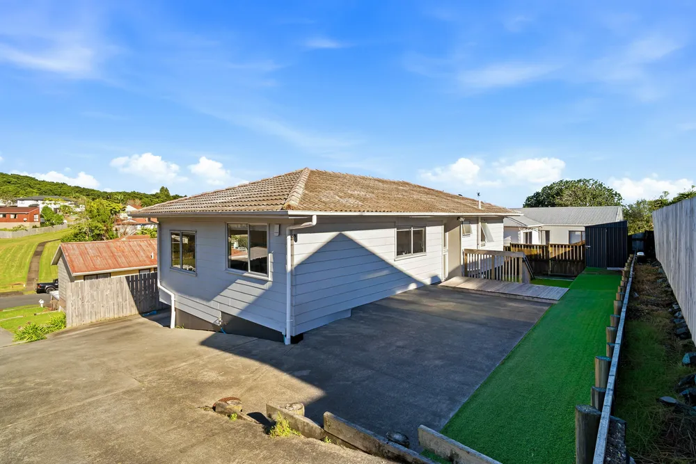 Photos of 16 Aronia Way