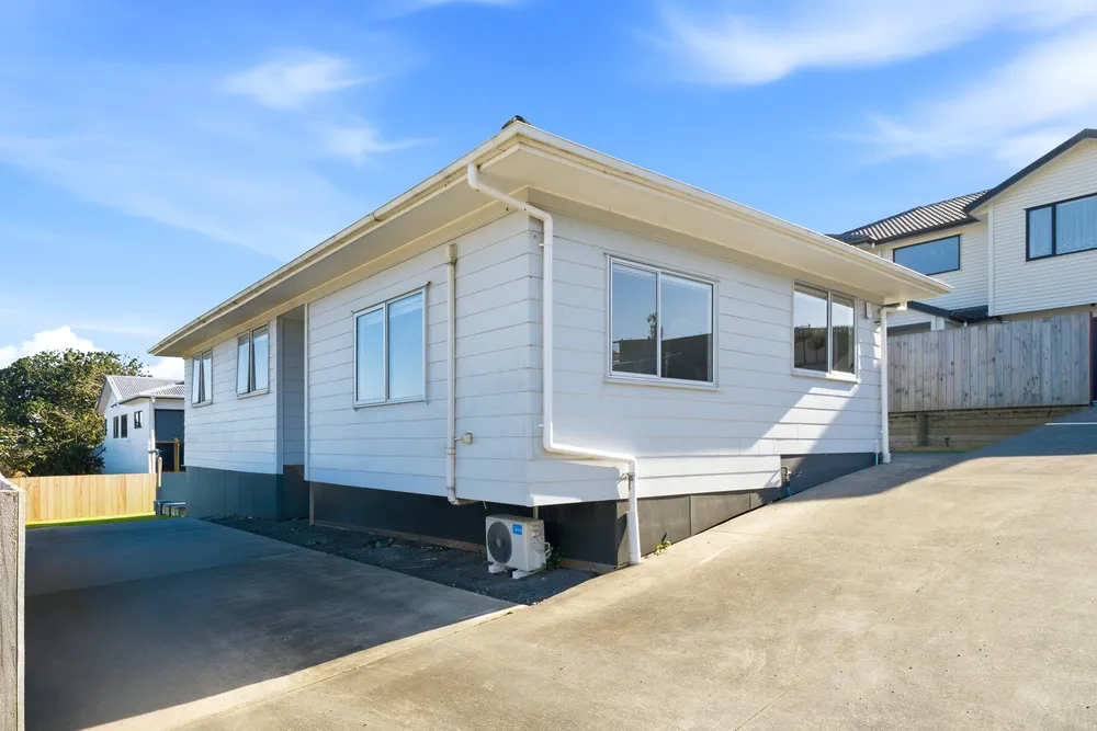 Photos of 16 Aronia Way