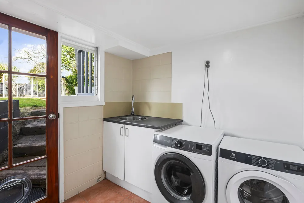 Photos of 4 Binda Place
