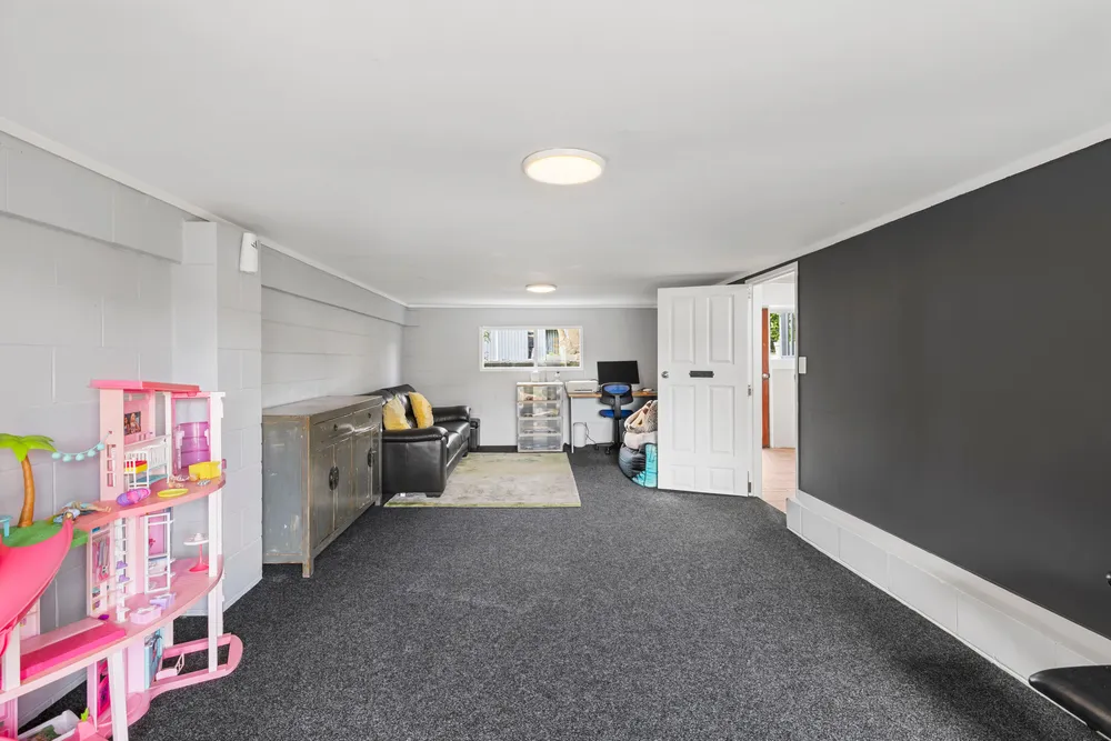 Photos of 4 Binda Place