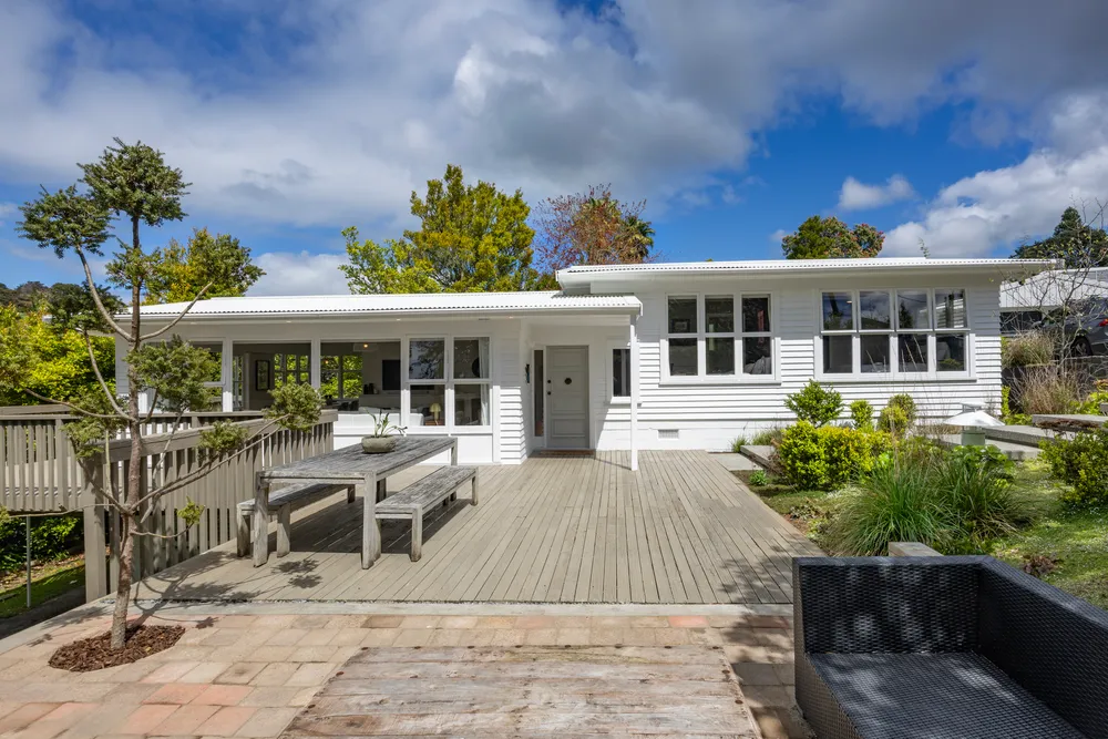 Photos of 82 Atkinson Road
