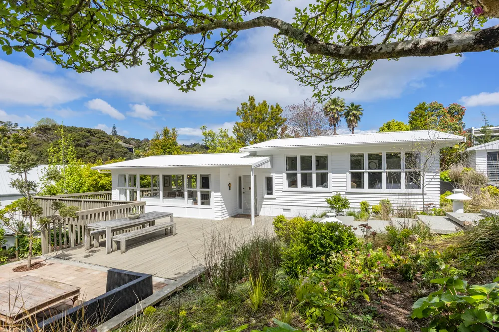 Photos of 82 Atkinson Road