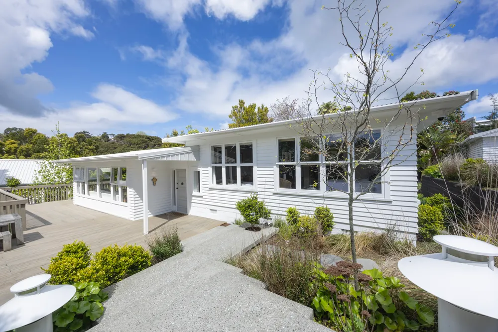 Photos of 82 Atkinson Road