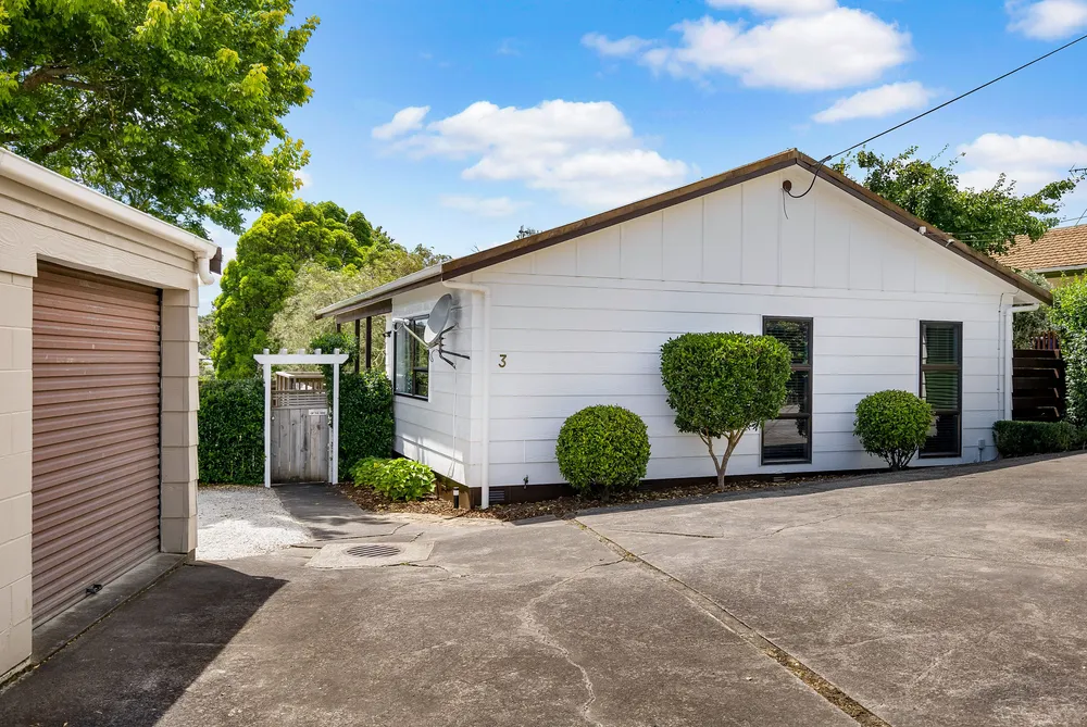 Photos of 3/141 Verbena Road