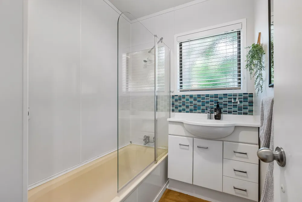 Photos of 3/141 Verbena Road