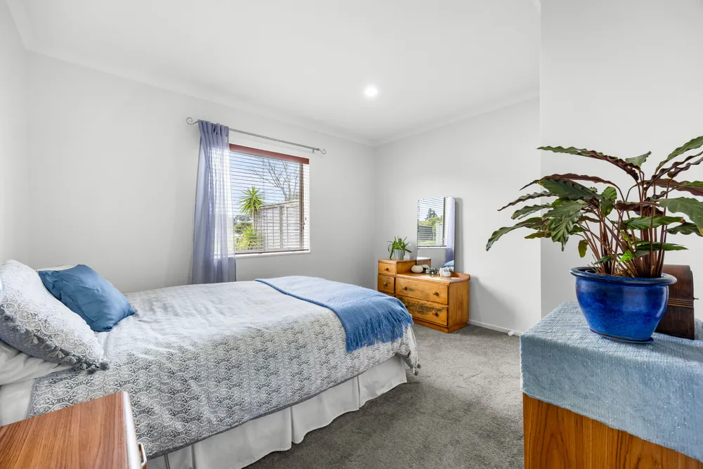 Photos of 50 Caen Road