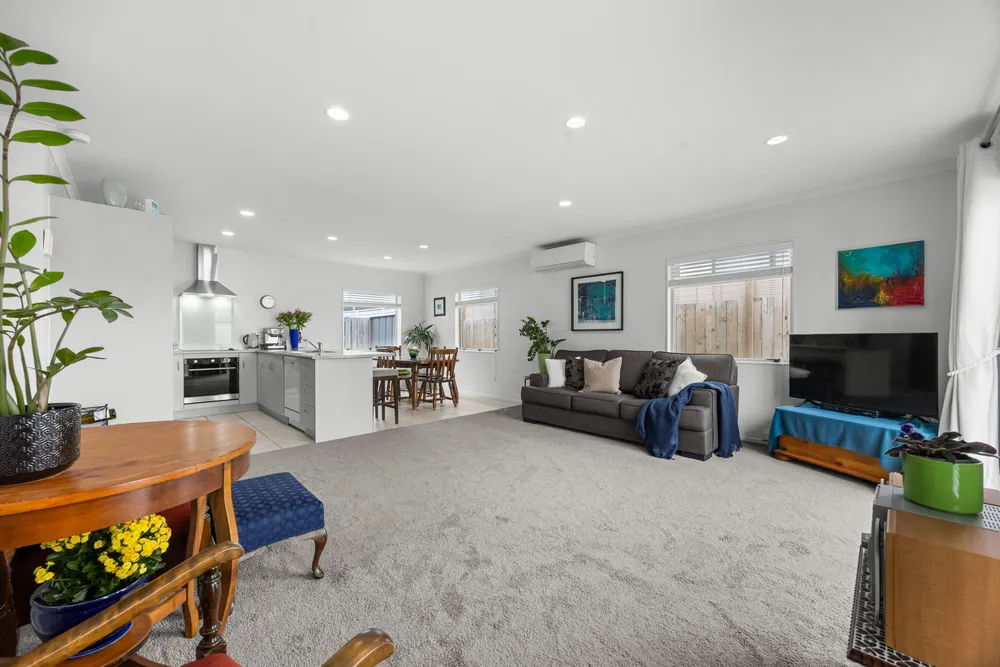 Photos of 50 Caen Road