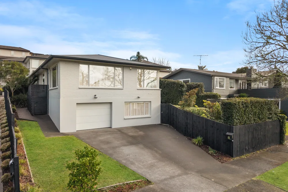Photos of 25 Sierra Street