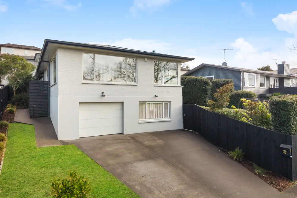 Photos of 25 Sierra Street