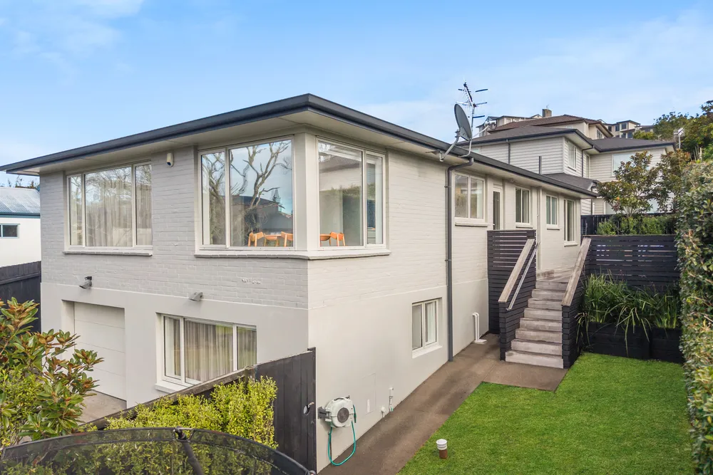 Photos of 25 Sierra Street