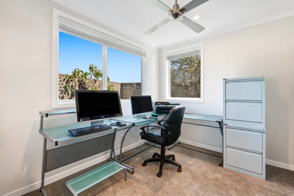 Photos of 27 Schooner Avenue