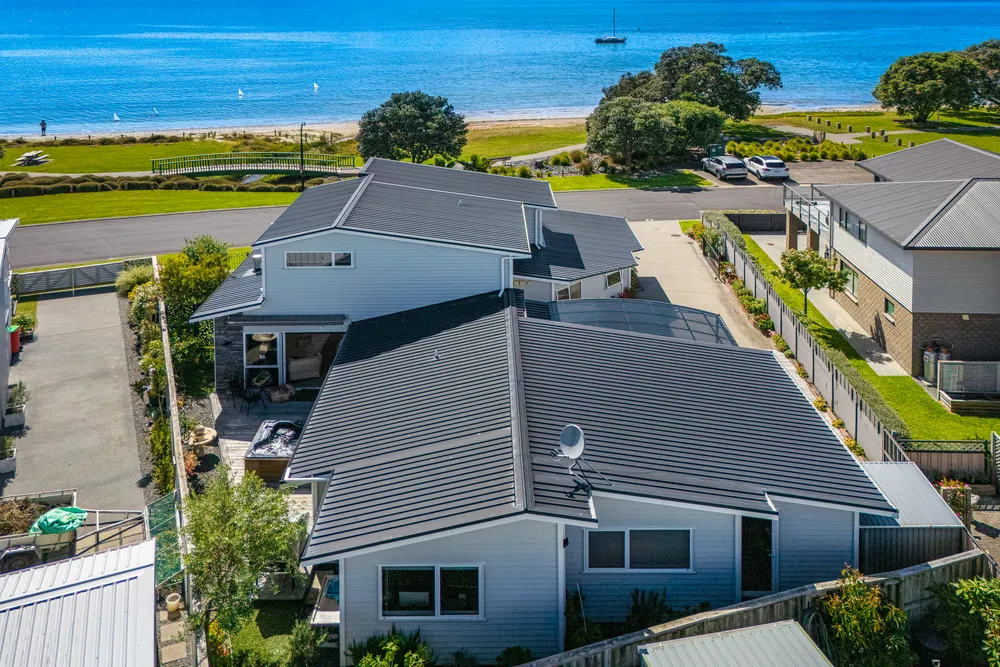 Photos of 27 Schooner Avenue