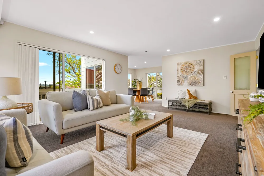 Photos of 6 Luplau Crescent