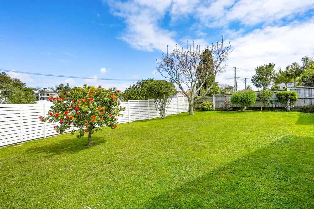 Photos of 6 Luplau Crescent