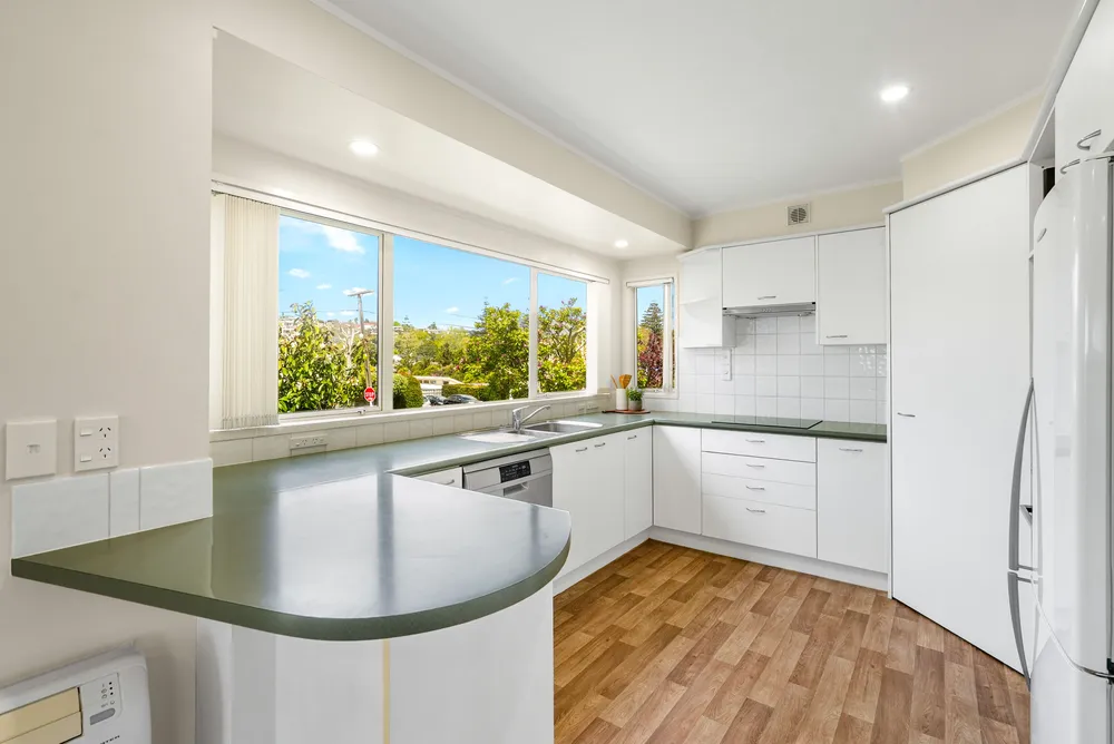 Photos of 6 Luplau Crescent