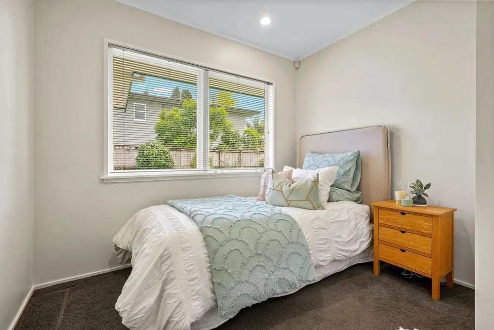 Photos of 6 Luplau Crescent