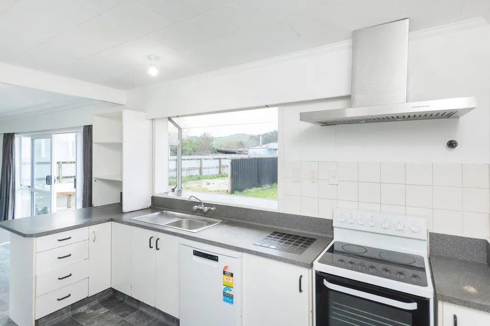 Photos of 24 Steele Road
