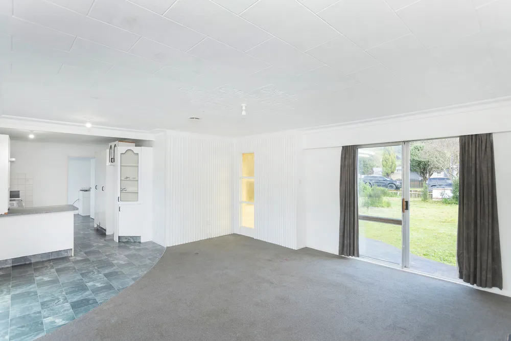 Photos of 24 Steele Road