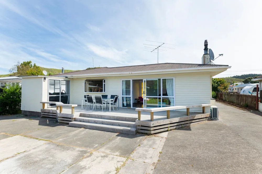Photos of 24 Steele Road