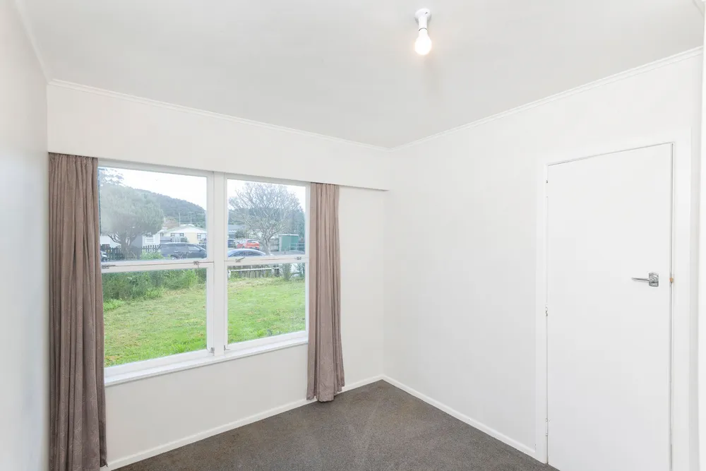 Photos of 24 Steele Road