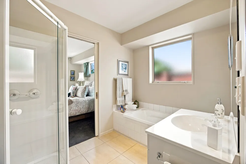 Photos of 5 Sabys Road