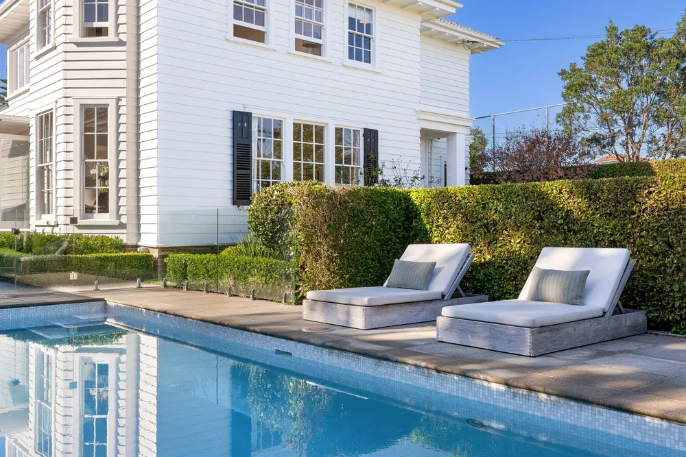 Photos of 37 Gladstone Road