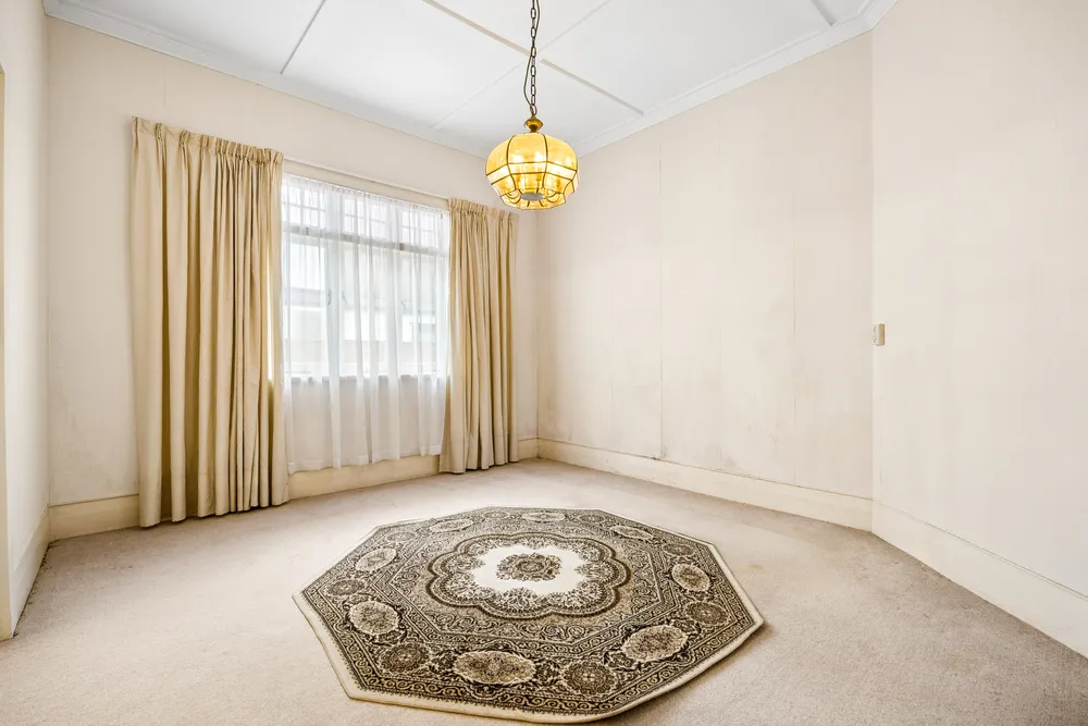 Photos of 14 Banff Avenue