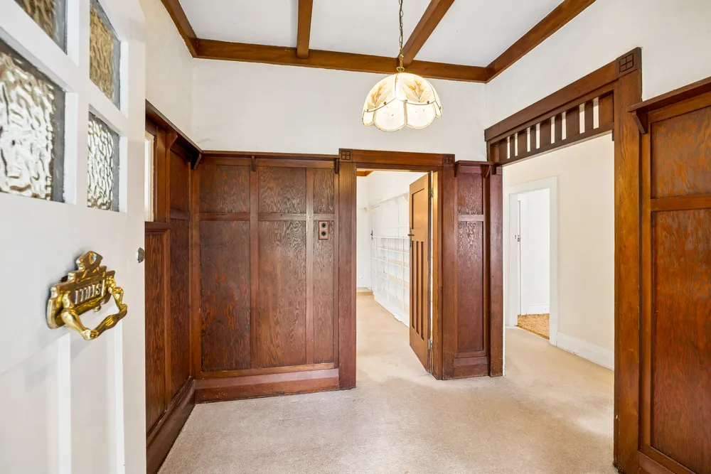 Photos of 14 Banff Avenue