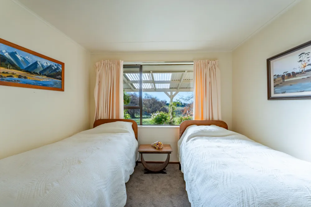Photos of 17 Sherratt Road