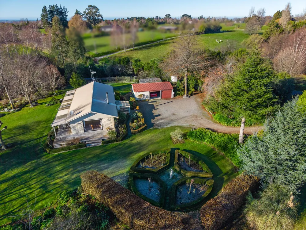 Photos of 17 Sherratt Road