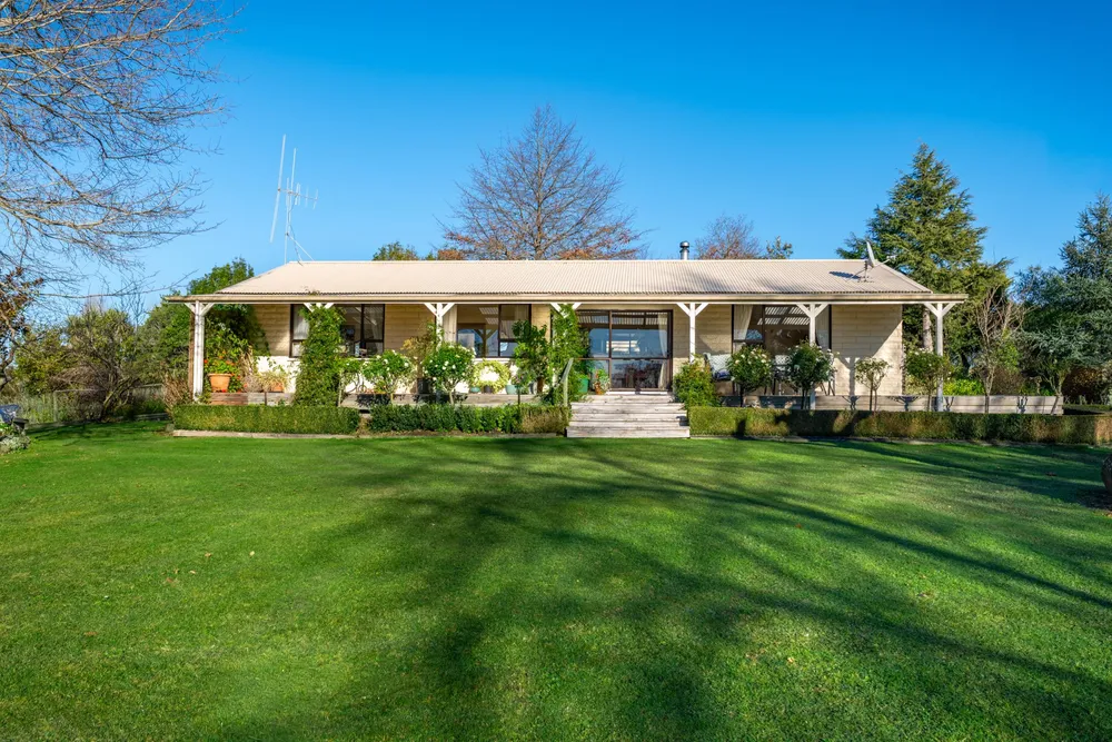 Photos of 17 Sherratt Road