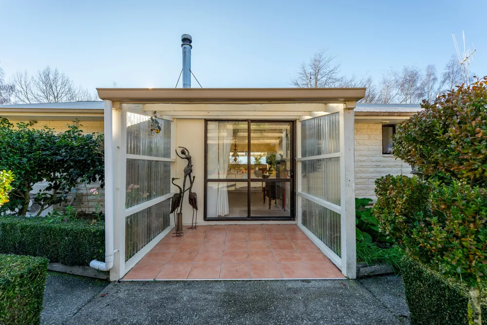 Photos of 17 Sherratt Road