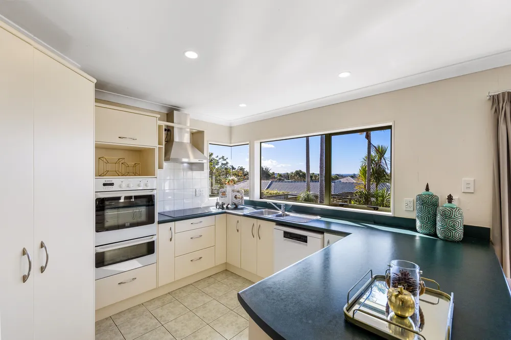 Photos of 17 Summerland Drive