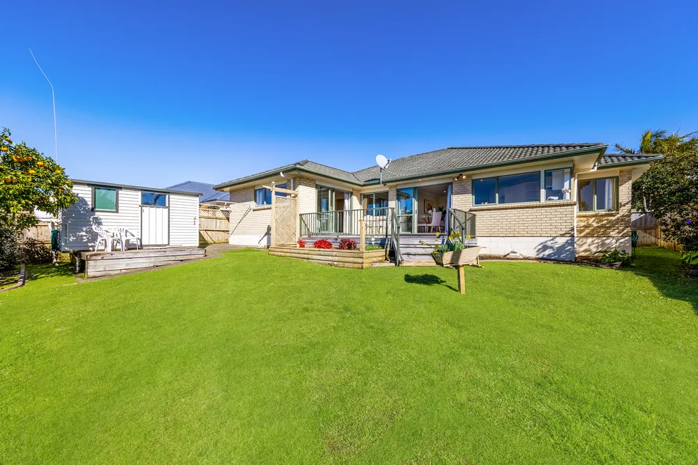 Photos of 17 Summerland Drive