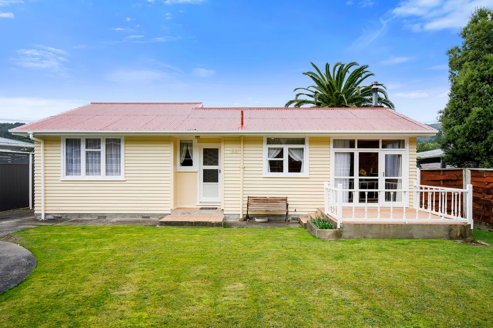 Photos of 170 George Street