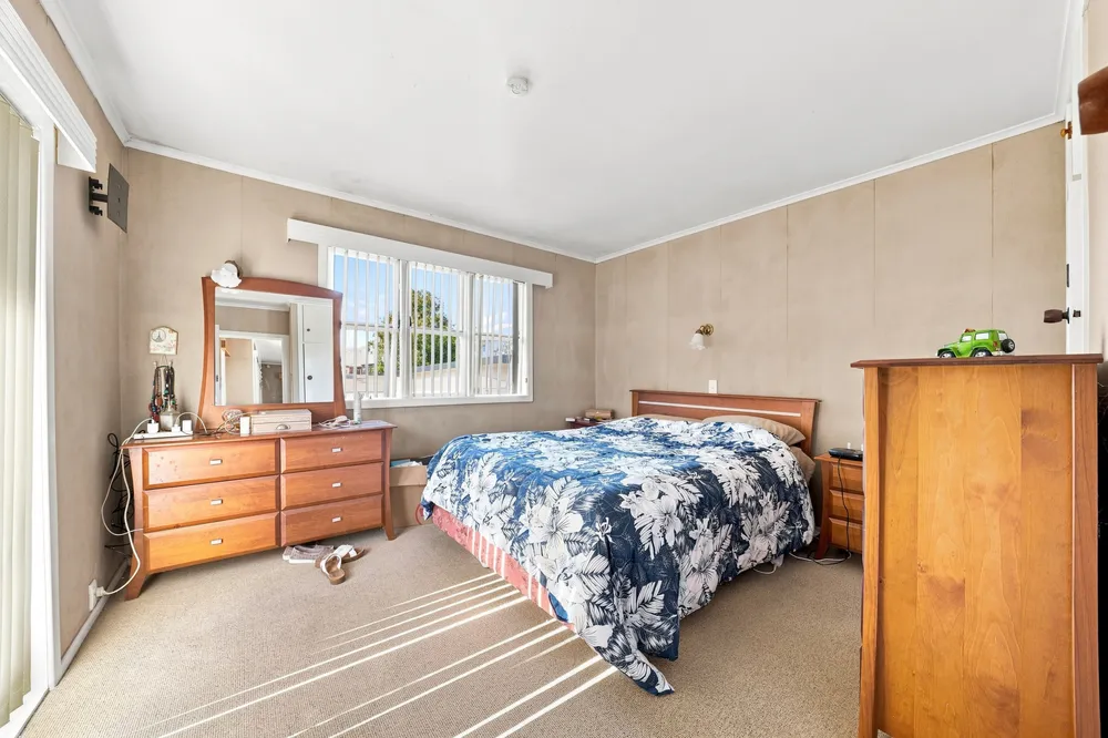 Photos of 13 Henwood Road