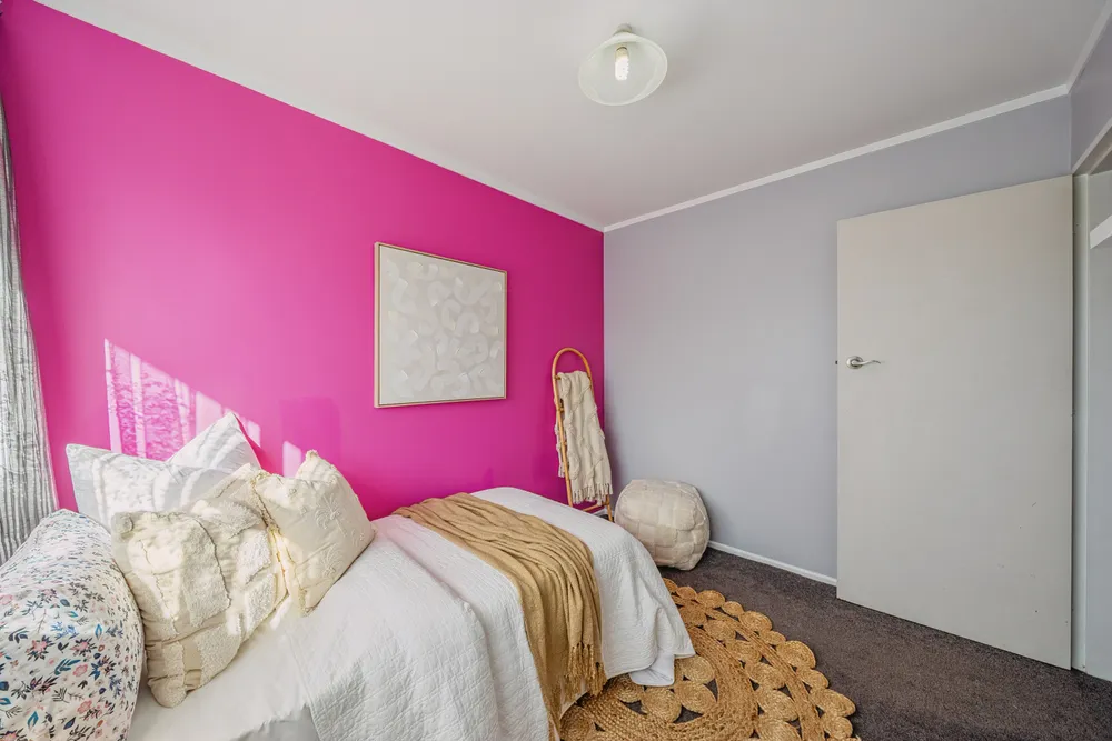 Photos of 122c Martin Street