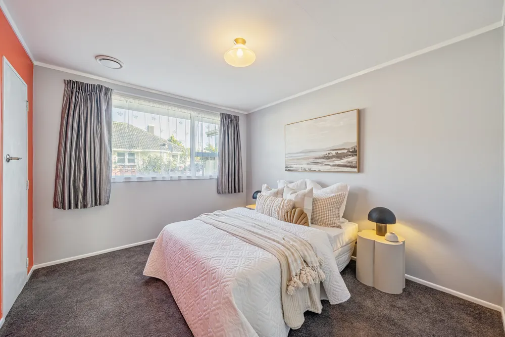Photos of 122c Martin Street